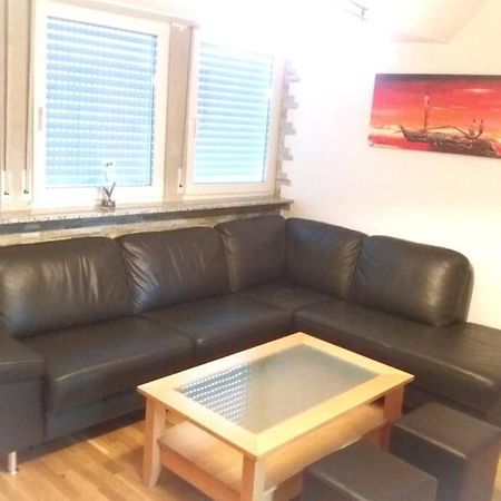 Neue, Helle Wohnung In Ludwigsburg, Nah Am Schloss Bagian luar foto