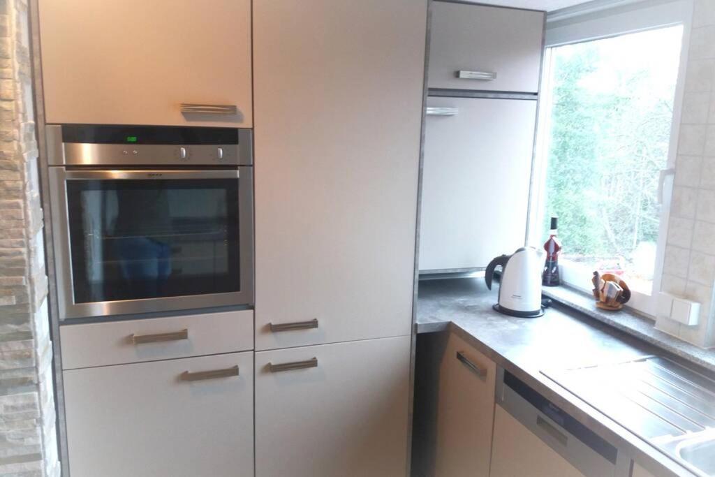 Neue, Helle Wohnung In Ludwigsburg, Nah Am Schloss Bagian luar foto