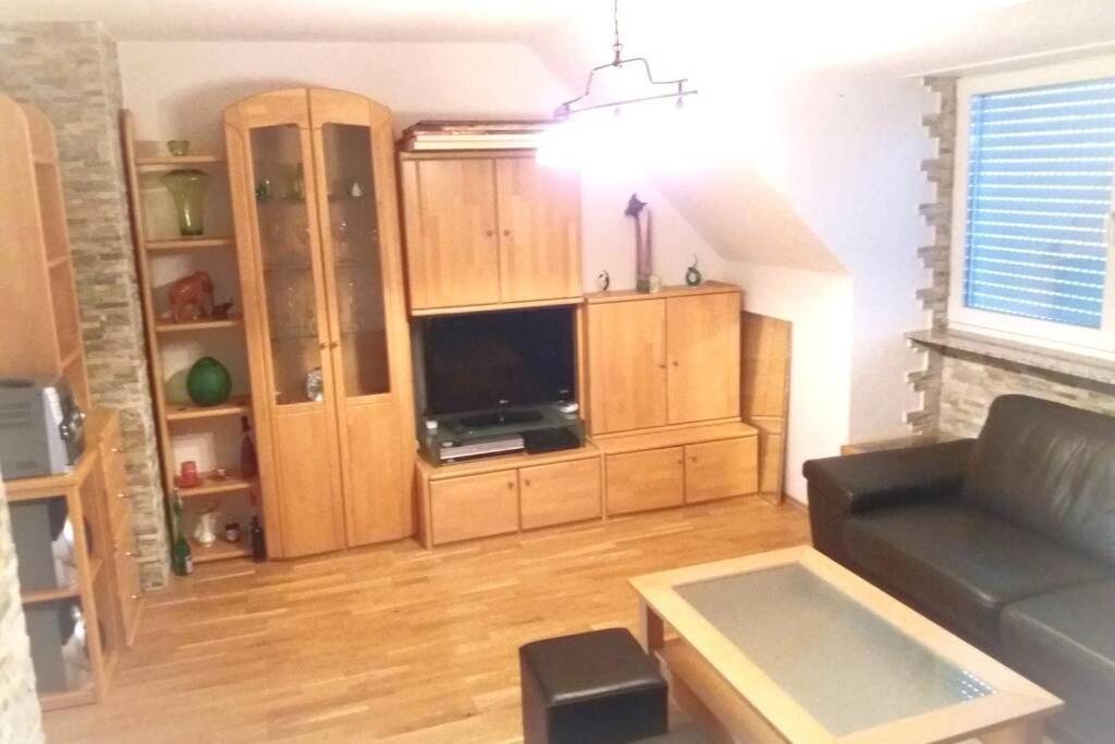 Neue, Helle Wohnung In Ludwigsburg, Nah Am Schloss Bagian luar foto
